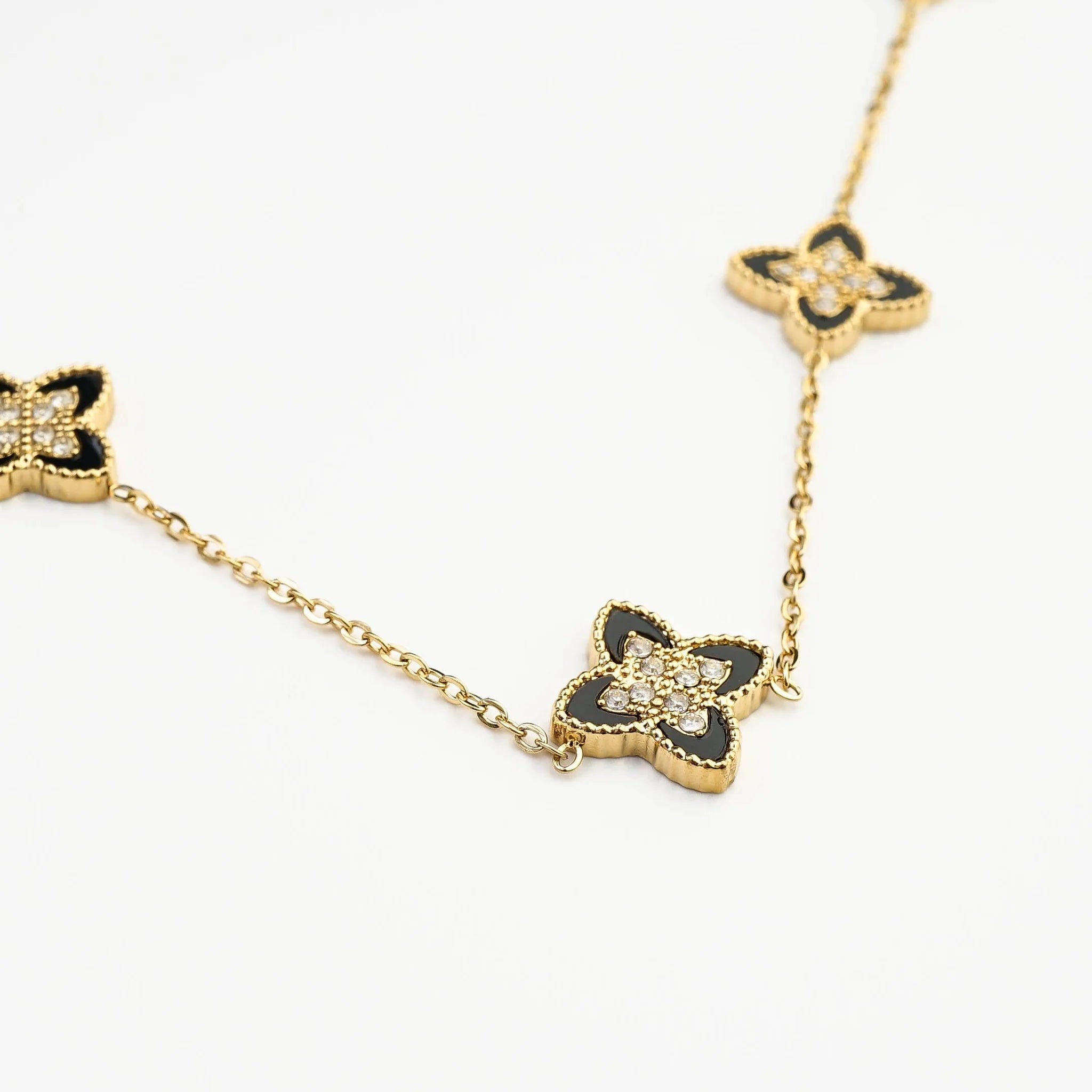 COLLIER PASSIONATE NOIR ET OR